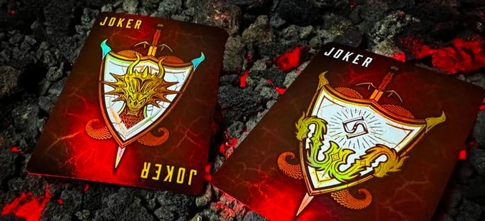 Draconian Crimson Oyun Kartları – Midnight Cards
