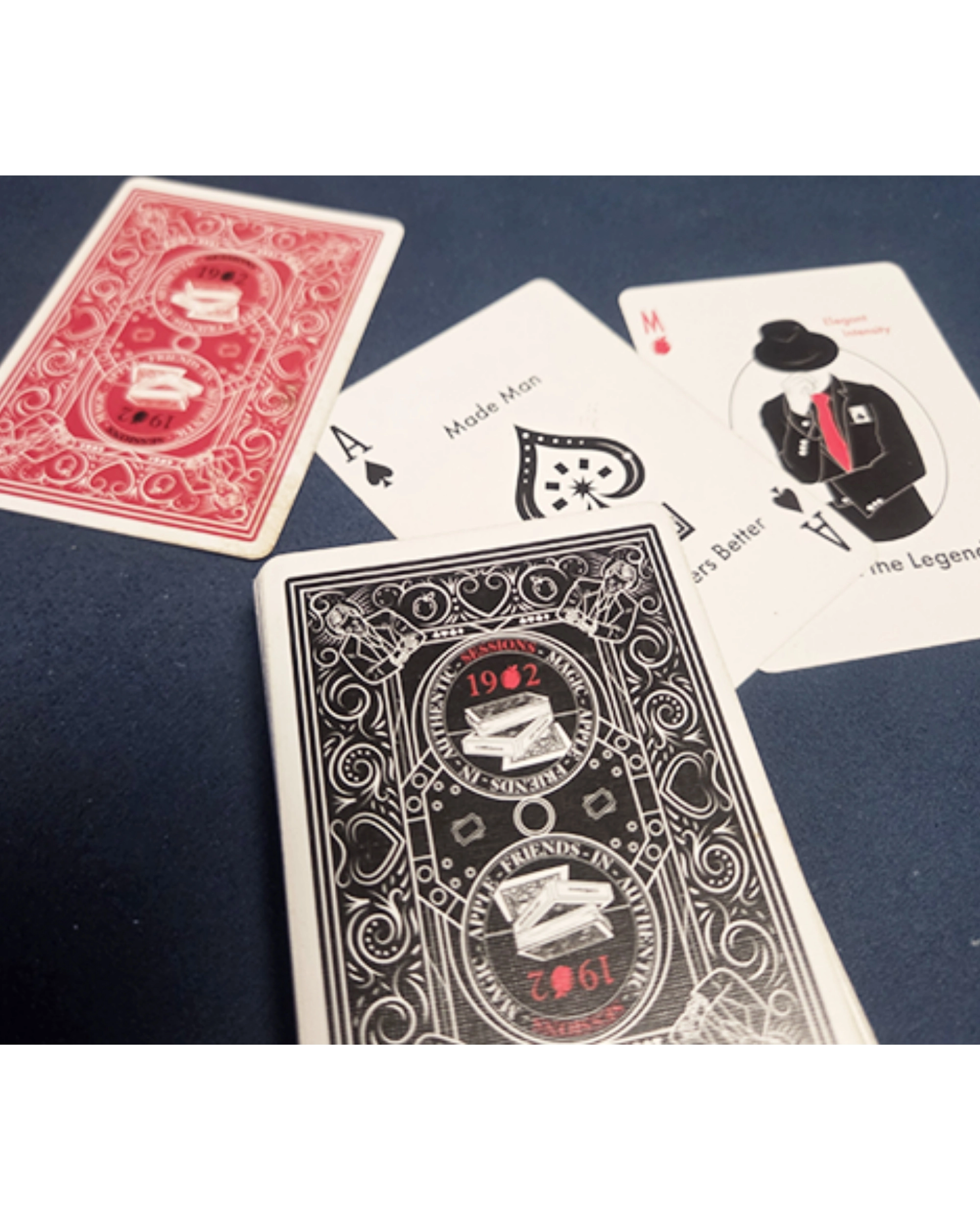 The 1902 Sessions Oyun Kartı by The Magic Apple | USPCC