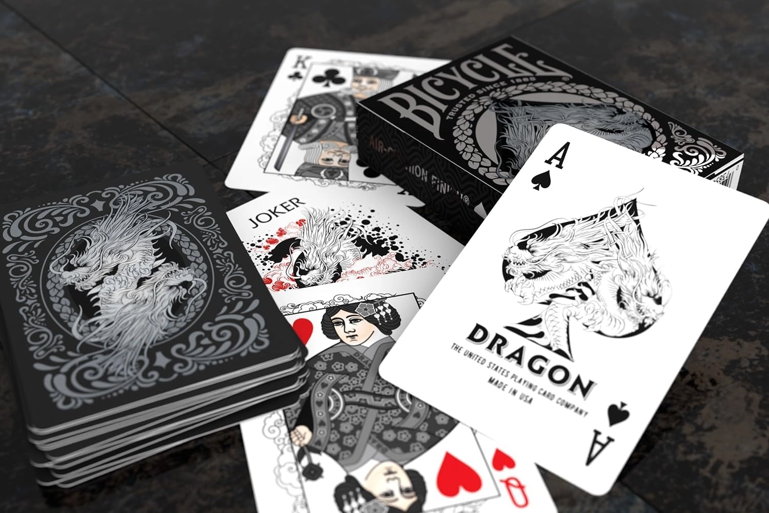 Bicycle | Dragon Black Oyun Kartı