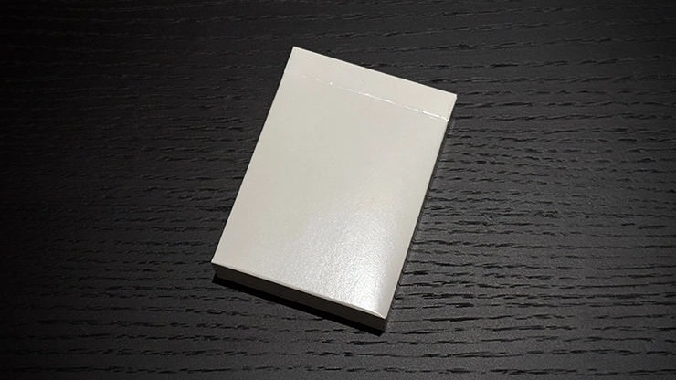 Ultimate Invisible Deck by Sway Liu and JT Magic (Red) Oyun Kartı