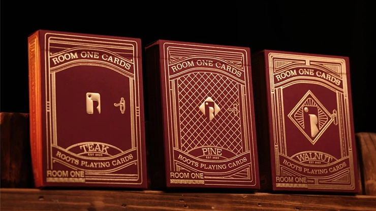 Red Roots (Walnut Edition) by Room One Oyun Kartı