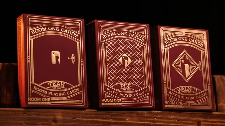Red Roots (Teak Edition) by Room One Oyun Kartı