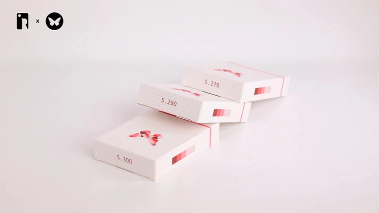 Room One X Butterfly Present Butterfly Try All Oyun Kartı (300G)