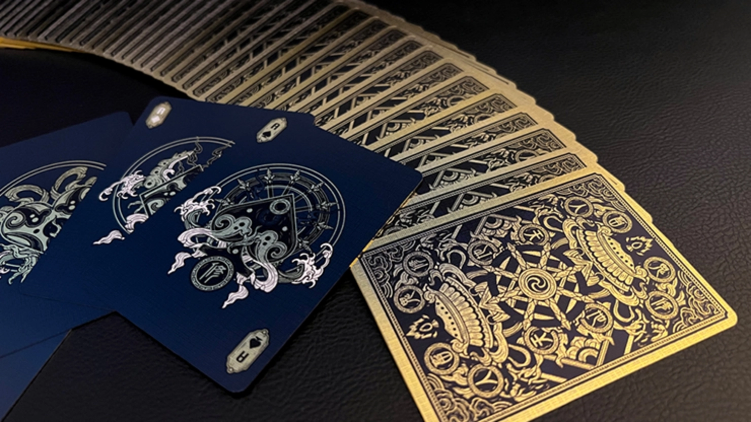 Asura Deluxe (Blue) Oyun Kartı