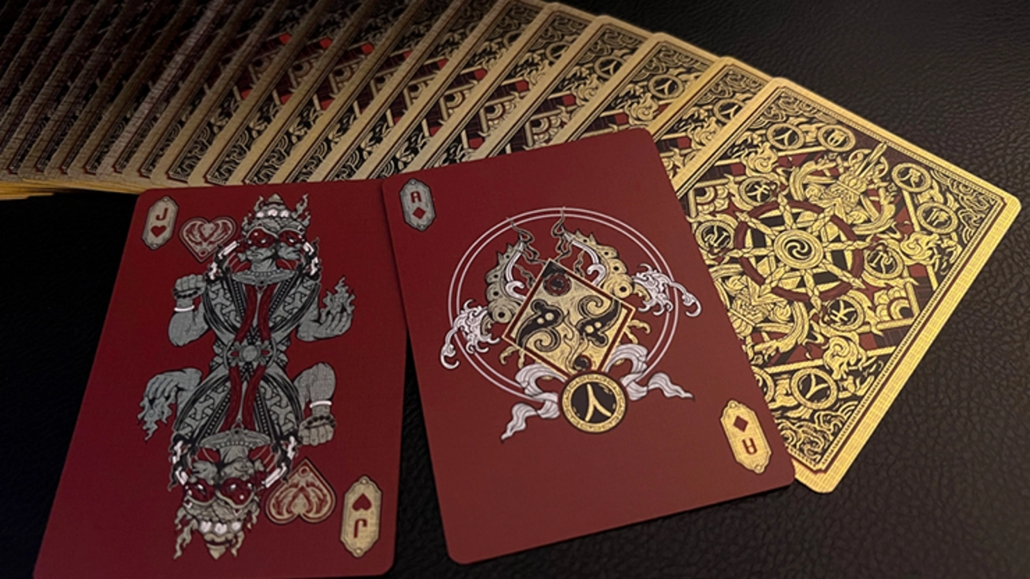 Asura Deluxe (Red) Oyun Kartı