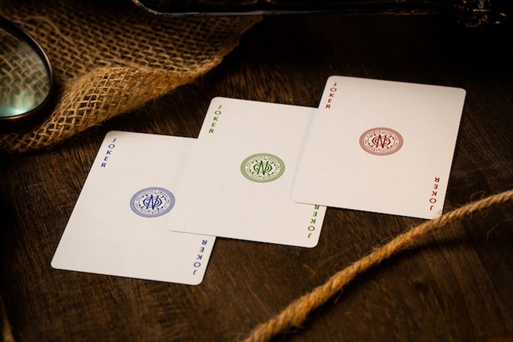 NOC Blue The Luxury Collection By Riffle Shuffle X The House Of Playing Cards Oyun Kartı | USPCC
