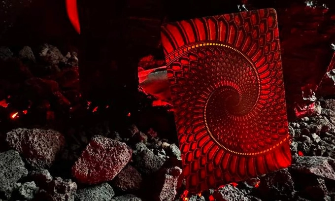 Draconian Crimson Oyun Kartları – Midnight Cards