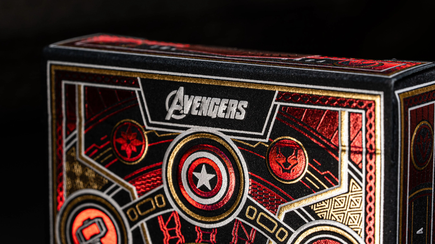 Theory11 | Avengers Infinity Saga Red Edition Oyun Kartı