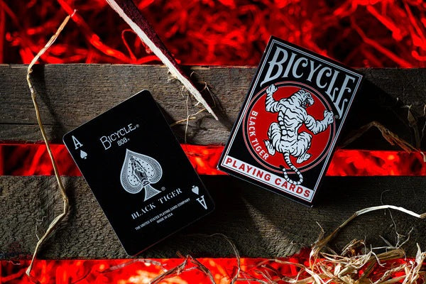 Bicycle | Black Tiger Oyun Kartı