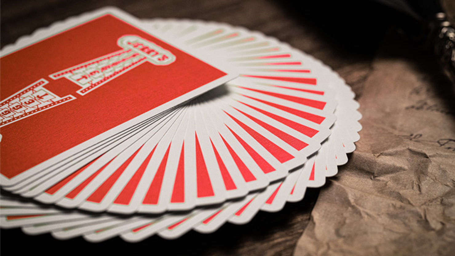 Jerry’s Nugget Atomic Red Monotone Markalı Oyun Kartları