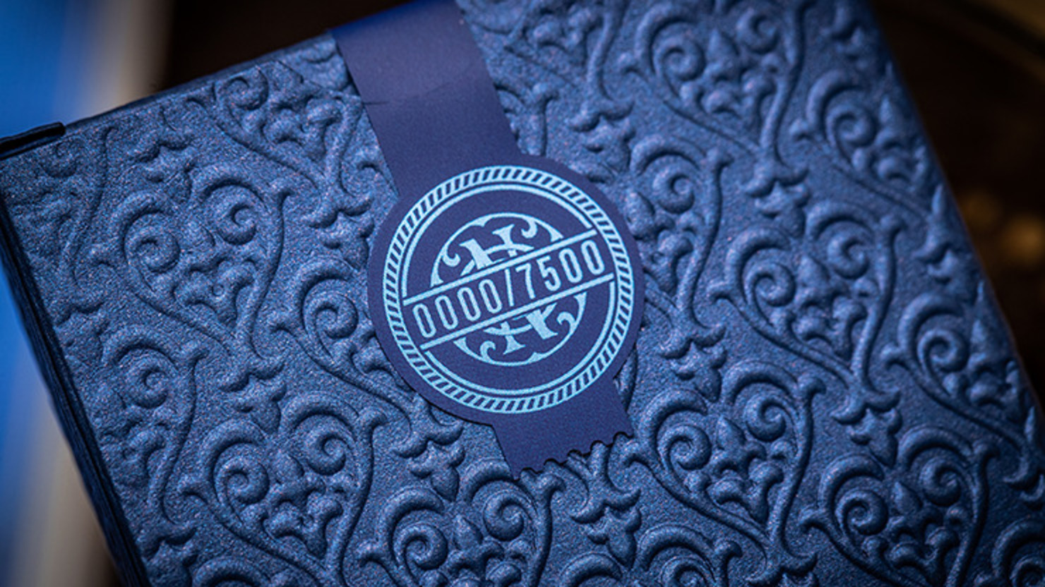 NOC Blue The Luxury Collection By Riffle Shuffle X The House Of Playing Cards Oyun Kartı | USPCC