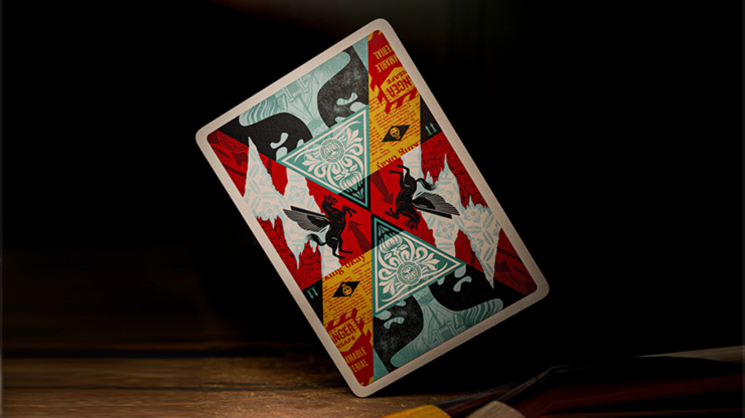 Theory11 | Obey Collage Edition Oyun Kartı