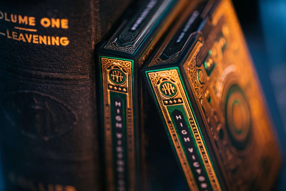Theory11 | High Victorian Green Oyun Kartı