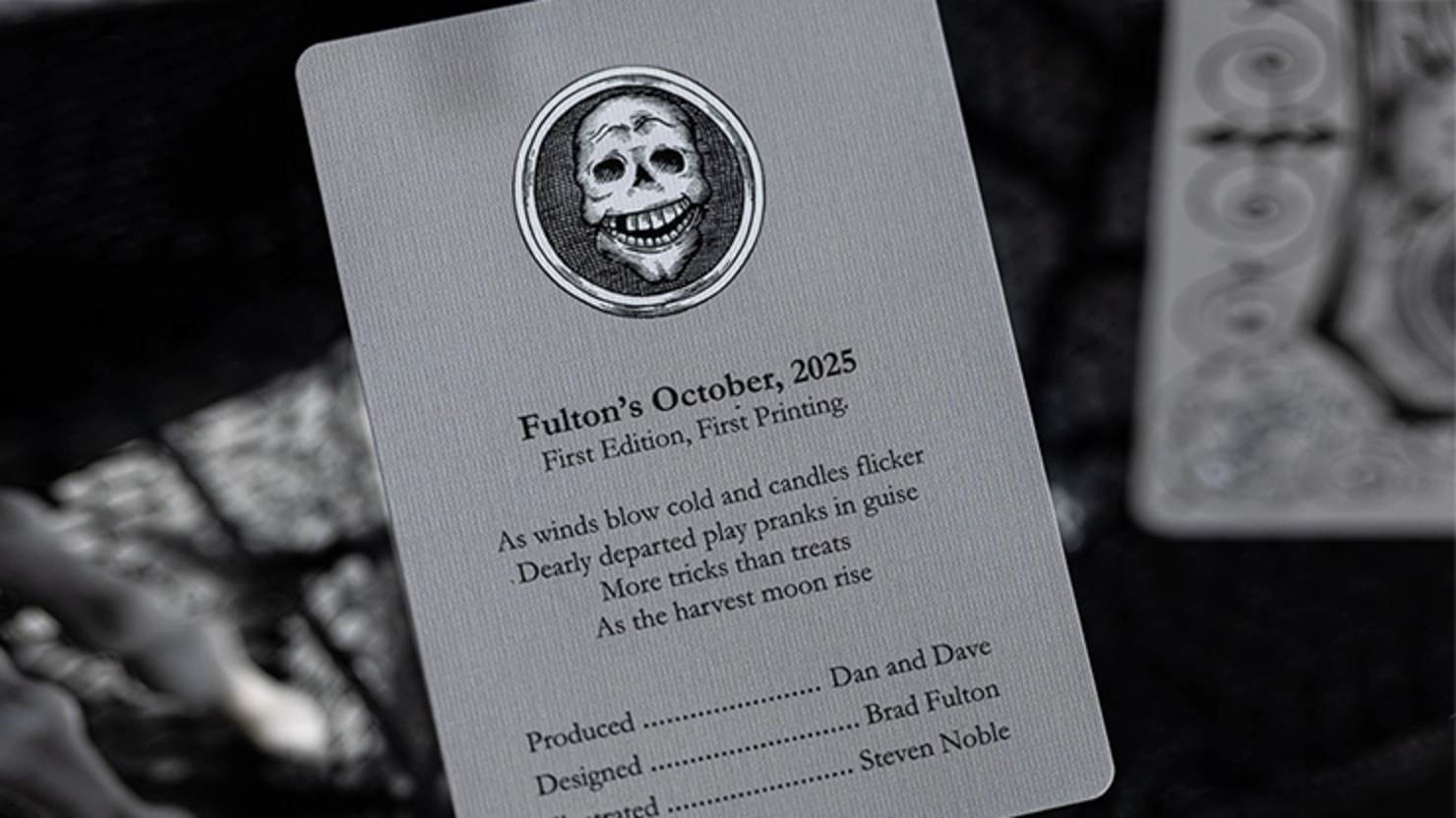 Fulton’s October Tombstone Grey Oyun Kartı