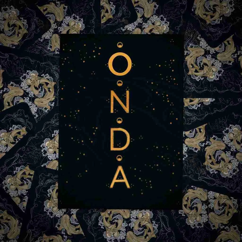 ONDA V2 (Siyah ve Altın) by Jocu Oyun Kartları