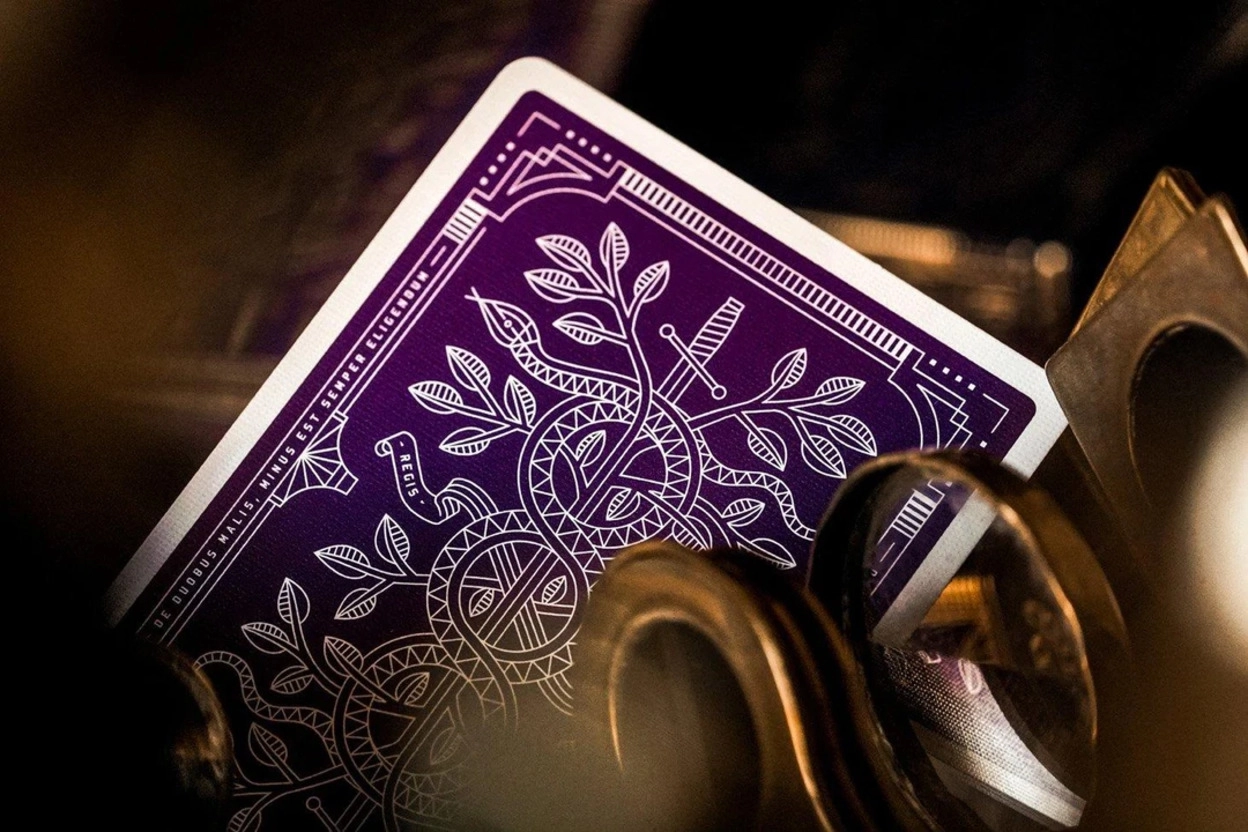 Theory11 | Purple Monarch Oyun Kartı