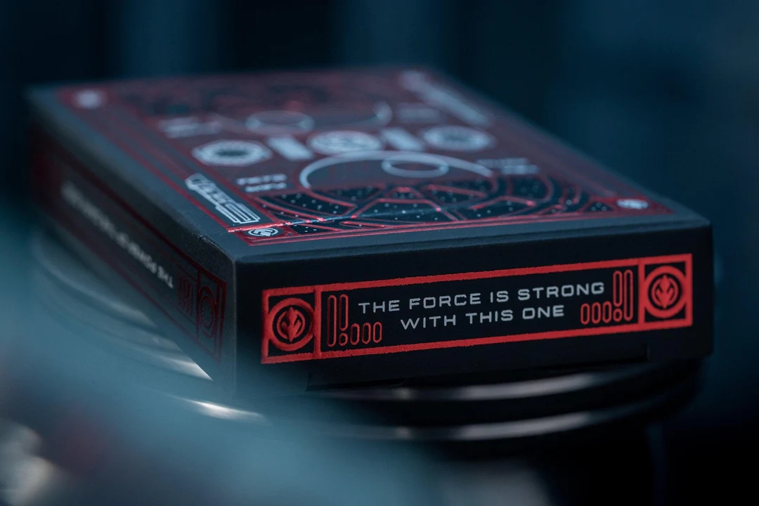 Theory11 | Star Wars -the Dark Side-Red Oyun Kartı