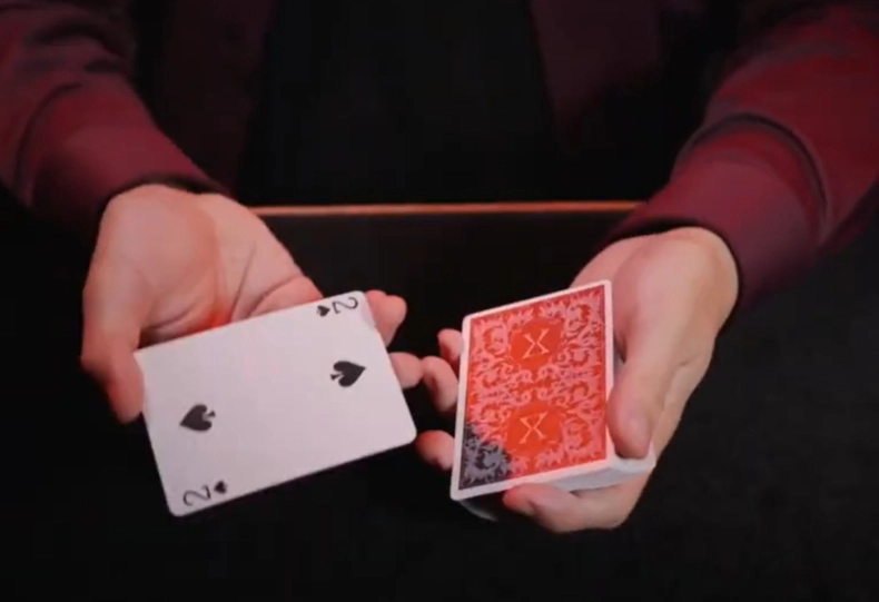 Cheep Trick Oyun Kartı by Nojima & Bacon Magic