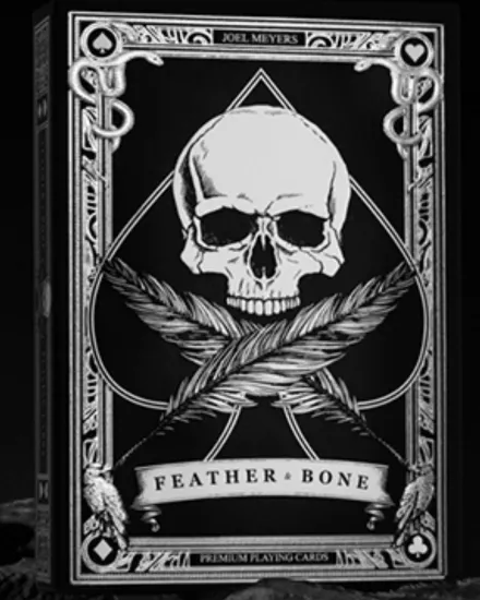 Feather & Bone: The Chrome Hearts (Foil) Oyun Kartları – Joel Meyers
