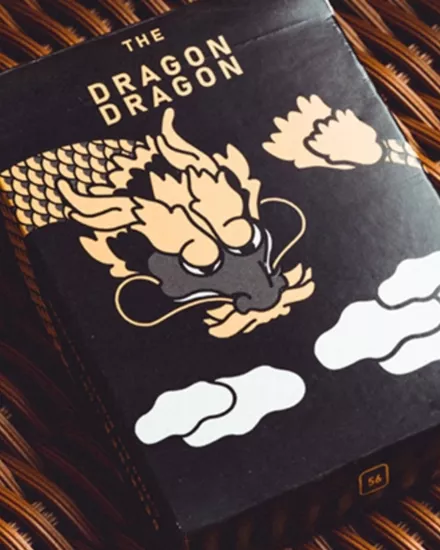The Dragon Black Gilded Oyun Kartı - Ejderha Temalı Yaldızlı Deste