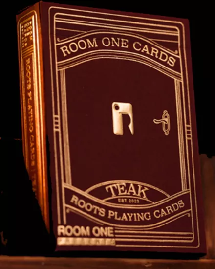 Red Roots (Teak Edition) by Room One Oyun Kartı