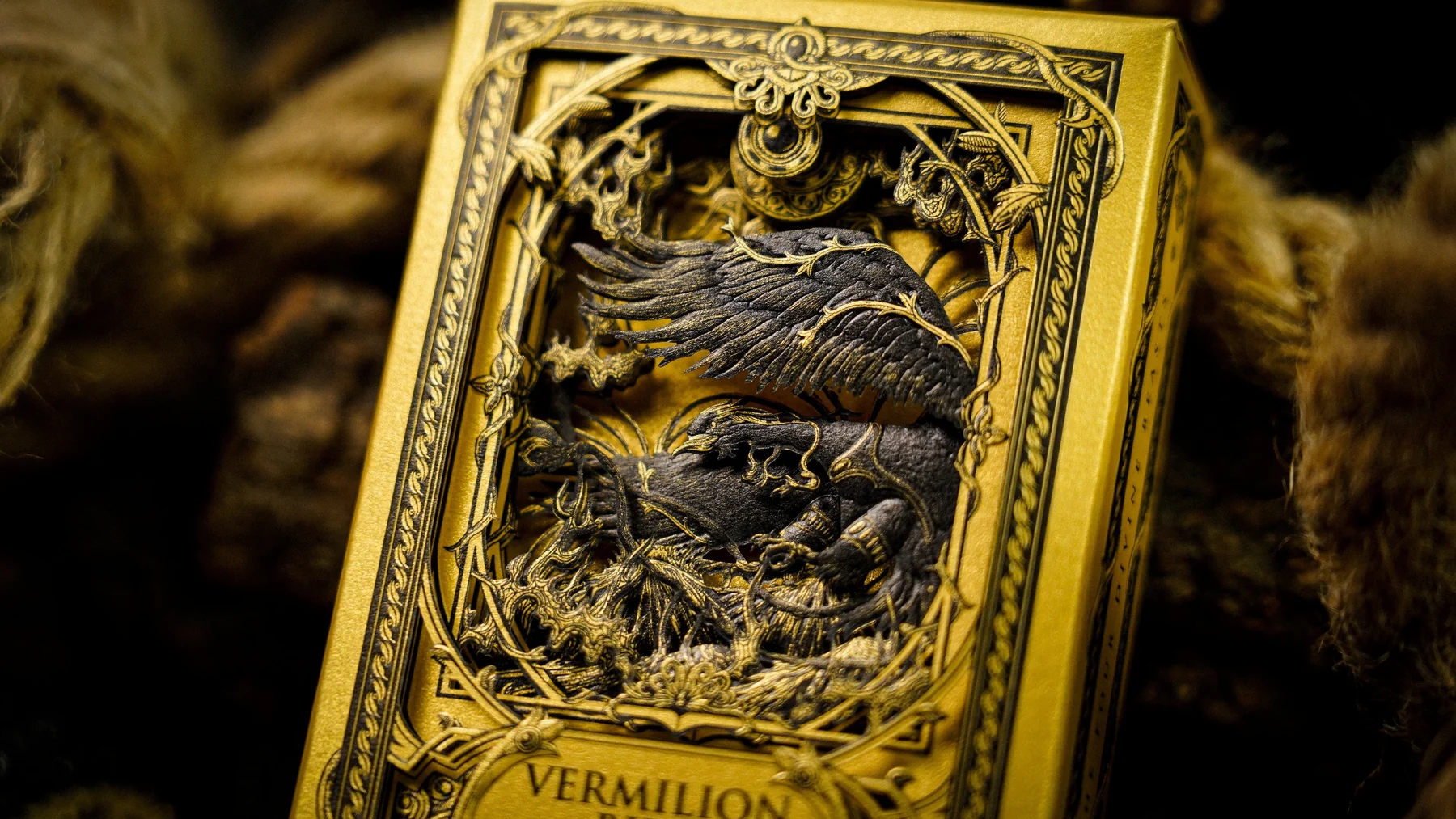 Ark Vermilion Bird Black Gold Box Set Oyun Kartı