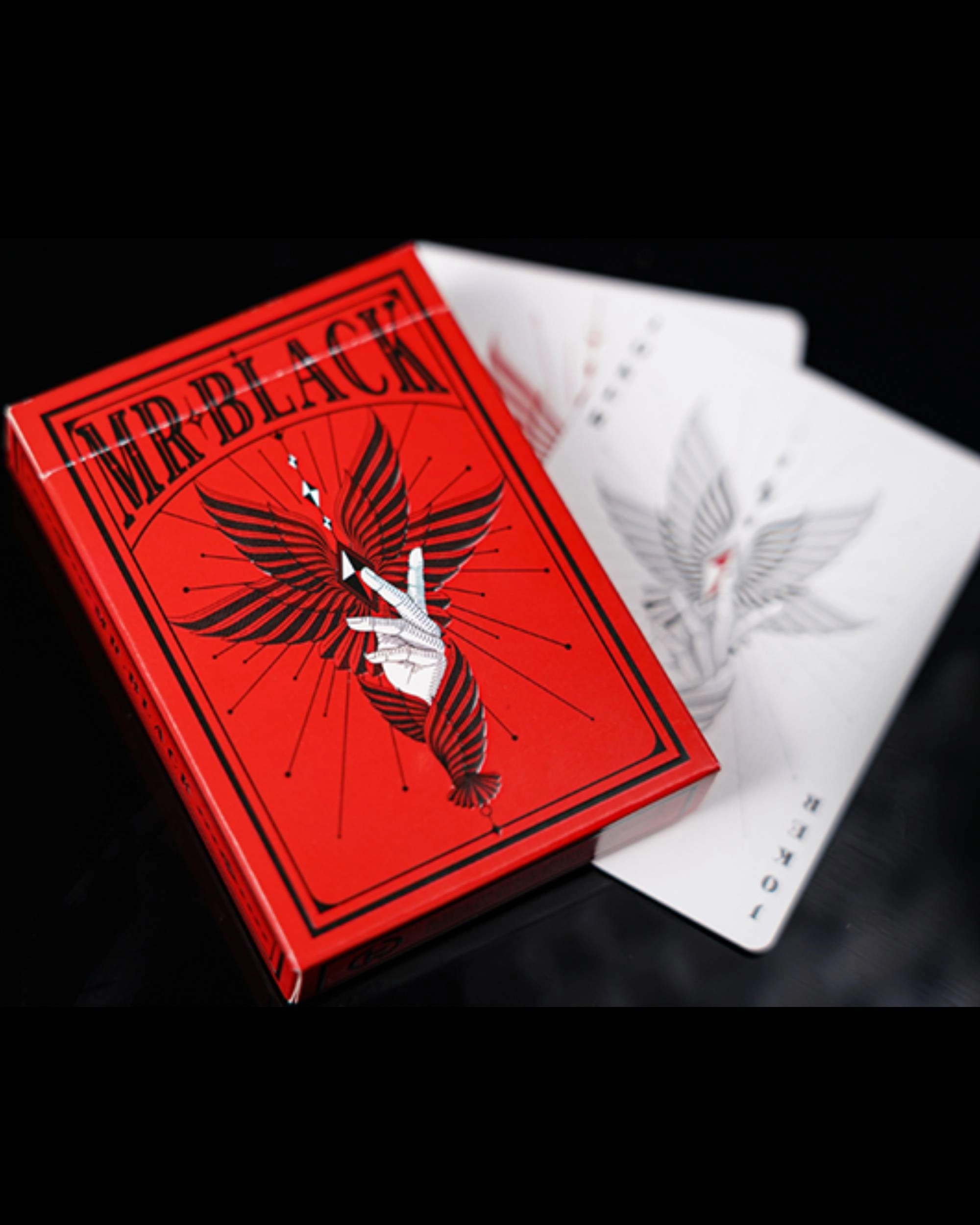 Mr. Black V1 (Red) Oyun Kartı 